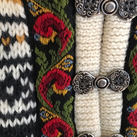 Nordic Wool Pullover Sweater, Unisex S/P - Picture 6 of 6